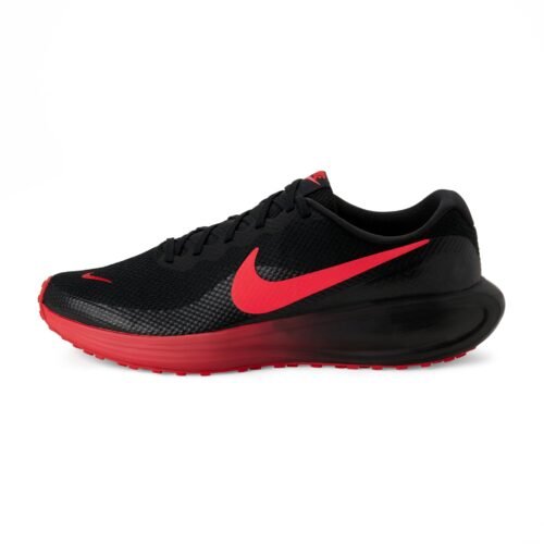 حذاء Nike Revolution 8 للرجال