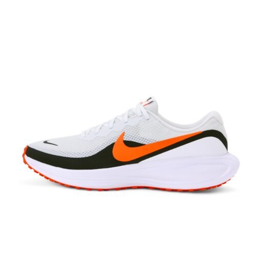 حذاء Nike Revolution 8 للرجال