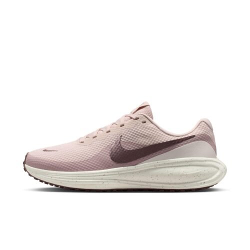 Nike Women's Revolution 8 Running Shoes
